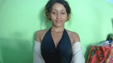 Snapshot of christine213 chatting on December 19, 2025, 8:27 pm christine213 online show from December 19, 2025, 8:27 pm