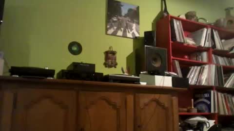 Chris online show from November 9, 2025, 4:38 pm