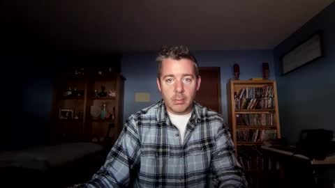 Snapshot of chrisw8121 chatting on December 22, 2025, 4:37 pm chrisw8121 online show from December 22, 2025, 4:37 pm