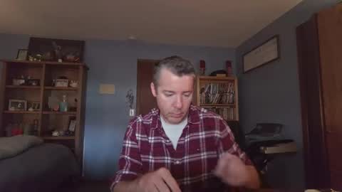 Snapshot of chrisw8121 chatting on March 6, 2026, 5:42 pm chrisw8121 online show from March 6, 2026, 5:42 pm