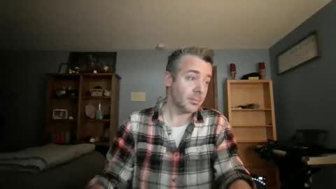 Snapshot of chrisw8121 chatting on March 8, 2026, 11:19 pm chrisw8121 online show from March 8, 2026, 11:19 pm