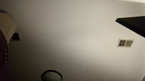 Snapshot of chrisw8121 chatting on March 10, 2026, 4:28 am chrisw8121 online show from March 10, 2026, 4:28 am