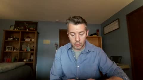 Snapshot of chrisw8121 chatting on March 10, 2026, 6:24 pm chrisw8121 online show from March 10, 2026, 6:24 pm