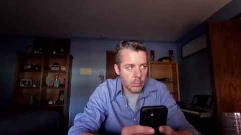 Snapshot of chrisw8121 chatting on March 11, 2026, 6:25 pm chrisw8121 online show from March 11, 2026, 6:25 pm