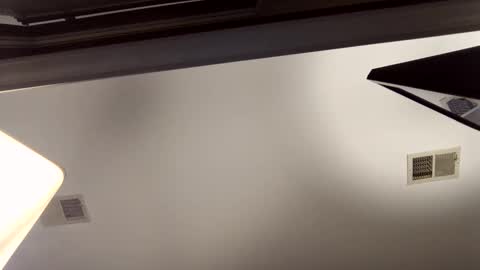 Snapshot of chrisw8121 chatting on March 16, 2026, 5:44 am chrisw8121 online show from March 16, 2026, 5:44 am