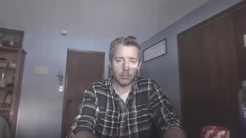 Snapshot of chrisw8121 chatting on March 18, 2026, 11:19 pm chrisw8121 online show from March 18, 2026, 11:19 pm