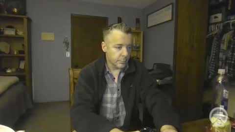 Snapshot of chrisw8121 chatting on March 23, 2026, 2:59 am chrisw8121 online show from March 23, 2026, 2:59 am