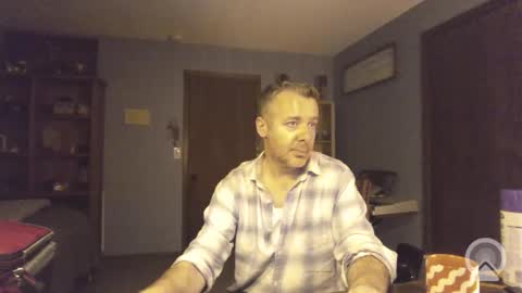 Snapshot of chrisw8121 chatting on March 26, 2026, 1:22 am chrisw8121 online show from March 26, 2026, 1:22 am