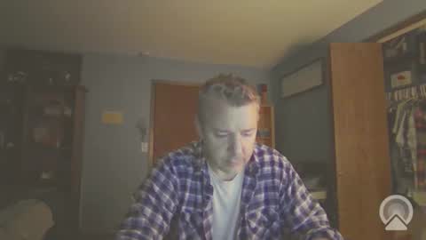 Snapshot of chrisw8121 chatting on April 8, 2026, 2:55 am chrisw8121 online show from April 8, 2026, 2:55 am