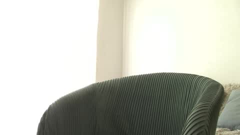 Gwendy Fox online show from January 19, 2025, 6:21 pm