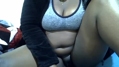 DivaDee online show from July 10, 2026, 11:18 pm