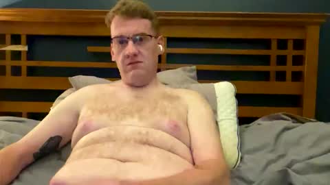 Snapshot of chubbygayfarmer chatting on April 16, 2026, 12:55 am Chubby Farmer online show from April 16, 2026, 12:55 am