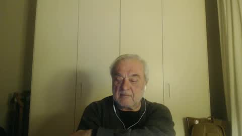 Snapshot of ciaoamoremio4 chatting on January 2, 2025, 11:38 pm ciaoamoremio4 online show from January 2, 2025, 11:38 pm