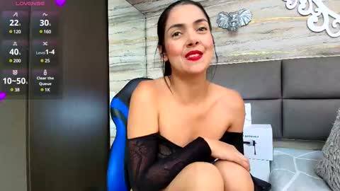 ...   ... online show from February 11, 2025, 7:33 am