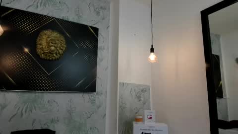 ...   ... online show from February 27, 2025, 11:31 am