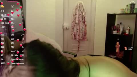 Cielo Taylor online show from December 9, 2024, 4:47 pm