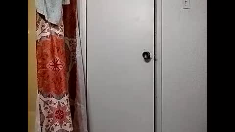 Snapshot of ciestep8216 chatting on January 1, 2025, 2:51 am ciestep8216 online show from January 1, 2025, 2:51 am