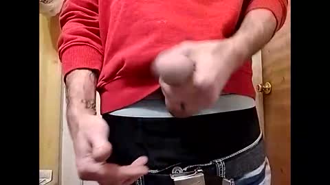 Snapshot of ciestep8216 chatting on January 26, 2025, 6:37 pm ciestep8216 online show from January 26, 2025, 6:37 pm