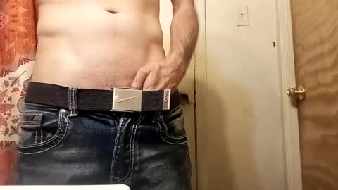 Snapshot of ciestep8216 chatting on February 27, 2025, 2:43 pm ciestep8216 online show from February 27, 2025, 2:43 pm