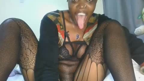 cilia petite online show from May 28, 2026, 11:29 am