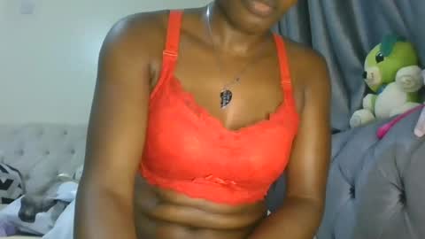 cilia petite online show from June 18, 2026, 1:26 pm