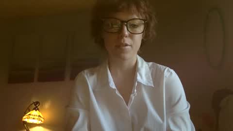 sisypheanlove online show from March 30, 2026, 11:33 am