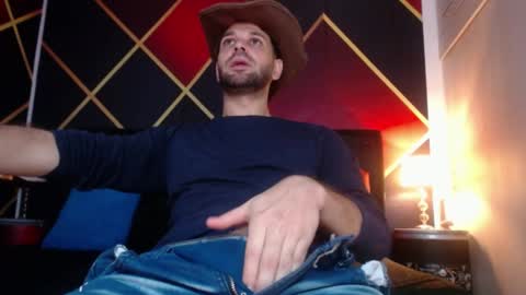 CindyandCarlo online show from January 16, 2025, 5:33 pm