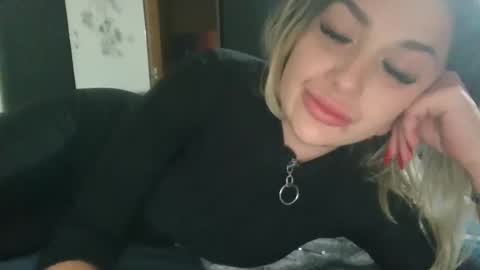 GreenKarina online show from January 17, 2025, 8:33 pm