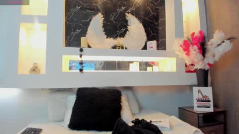 Snapshot of cinthya_mjs chatting on October 1, 2025, 12:00 pm Cinthya online show from October 1, 2025, 12:00 pm