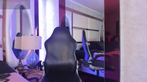 cinthya_walker1 online show from March 24, 2026, 2:55 pm