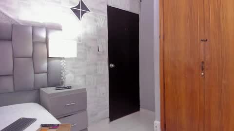 CintiaCollins  online show from February 14, 2025, 10:14 pm