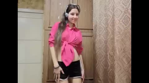 Snapshot of cirabonnet chatting on November 24, 2025, 11:48 pm Lisa Salivan online show from November 24, 2025, 11:48 pm