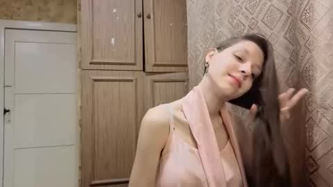 Snapshot of cirabonnet chatting on November 26, 2025, 11:06 pm Lisa Salivan online show from November 26, 2025, 11:06 pm