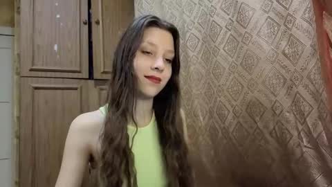 Snapshot of cirabonnet chatting on December 13, 2025, 11:10 pm Lisa Salivan online show from December 13, 2025, 11:10 pm