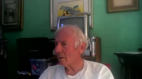 Snapshot of ciuk chatting on November 4, 2025, 9:08 am ciuk online show from November 4, 2025, 9:08 am