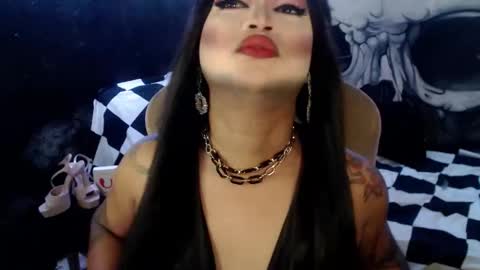 QUEEN CESS online show from January 19, 2026, 5:11 am