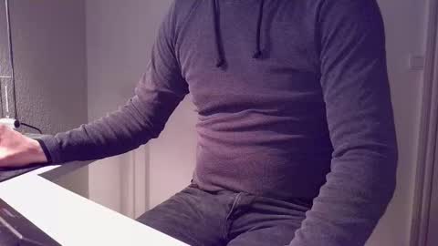 Snapshot of clamshive7 chatting on February 5, 2026, 8:19 am clamshive7 online show from February 5, 2026, 8:19 am