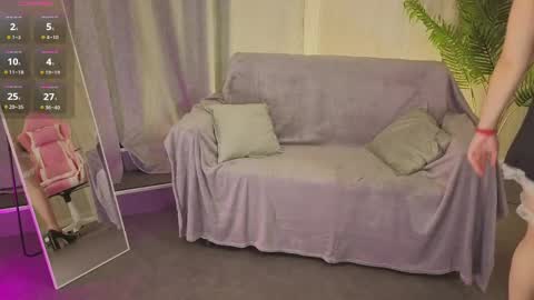 Snapshot of clara_neumann chatting on April 5, 2026, 3:47 am CANDYY3 online show from April 5, 2026, 3:47 am