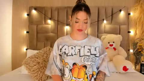 Snapshot of claradelmar_ chatting on February 8, 2026, 9:23 am Clara del mar online show from February 8, 2026, 9:23 am