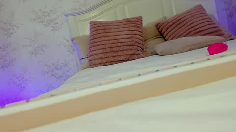 ClaraHazel online show from November 3, 2025, 3:52 am