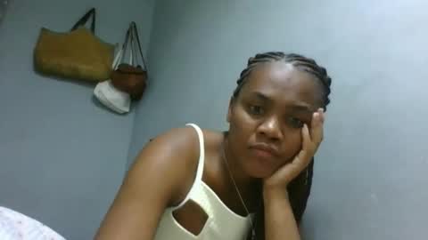 clarisse98 online show from December 18, 2025, 6:14 pm