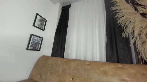 Snapshot of clarita_hills chatting on March 2, 2026, 8:04 pm Clarita hill online show from March 2, 2026, 8:04 pm