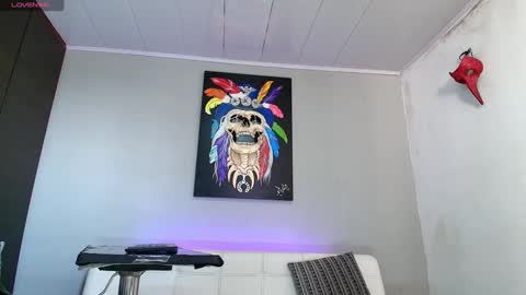 Juanpaindependent model online show from January 22, 2025, 9:32 pm