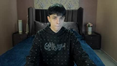 Snapshot of clarkbev chatting on February 27, 2026, 8:31 pm Clark online show from February 27, 2026, 8:31 pm