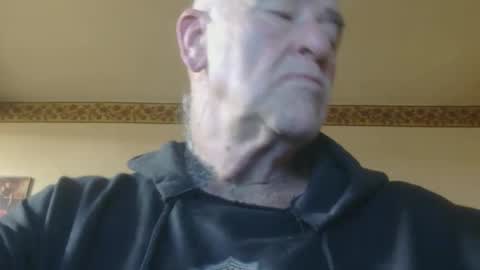Snapshot of classic_rock_and_oldies chatting on May 14, 2026, 9:16 am Pizza online show from May 14, 2026, 9:16 am