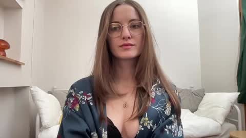 classyandgirly online show from April 20, 2026, 7:15 pm