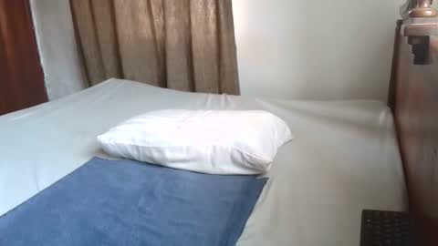 Snapshot of classyhornybabe chatting on October 27, 2025, 8:51 am Angel online show from October 27, 2025, 8:51 am