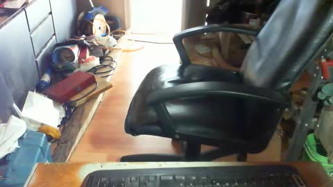 Snapshot of claudeg2523 chatting on February 8, 2026, 7:28 pm claudeg2523 online show from February 8, 2026, 7:28 pm