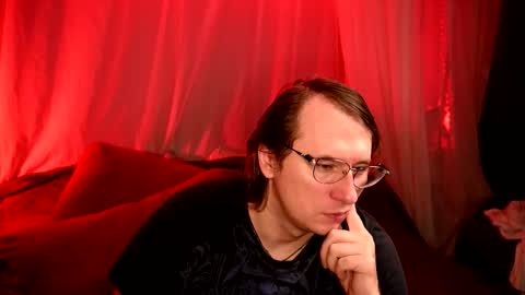 Claudia Cyberfox and Elon online show from October 23, 2025, 4:56 am