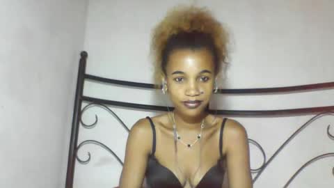 Snapshot of claudiannah chatting on March 19, 2026, 6:17 am claudianne online show from March 19, 2026, 6:17 am